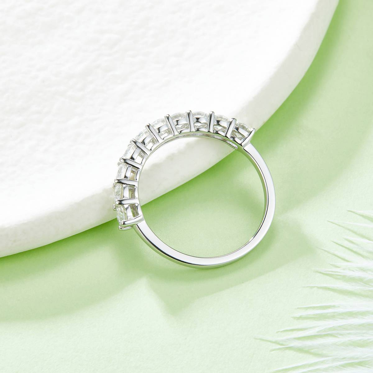 Round Ring S925 Silver Plated Platinum Moissanite Women's Ring 1.0 Carat D-Class